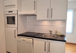 Apartment with parking space and Wifi in the center of PERROS-GUIREC
