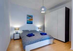 Apartment with Stunning Seaviews