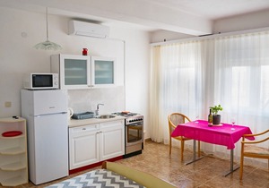 Apartments and rooms Dana, (2652), Stanići, hr