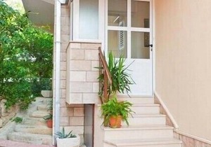Apartments Anesa, (13864), Podgora, Croatia