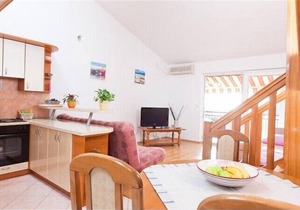Apartments Anesa, (13866), Podgora, Croatia