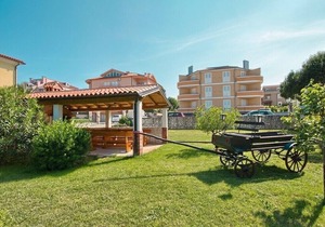Apartments Anton, (13974), Premantura, hr