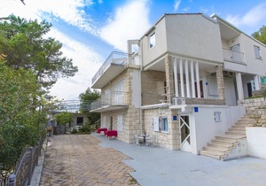 Apartments Boris, (12464), Baška Voda, hr