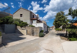 Apartments Derado (24181-A3) - Supetar - island Brac