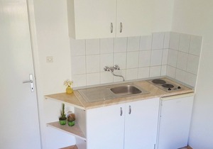 Apartments Jakov, (12687), Drvenik, Croatia