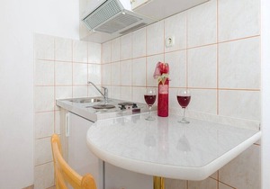 Apartments Joško, (2133), Podstrana, Croatia