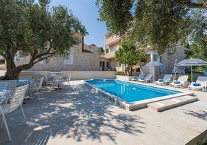 Apartments Joško, (2136), Podstrana, Croatia