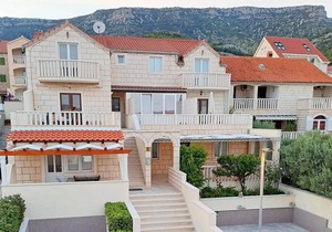 Apartments Mate, (12386), Bol, hr