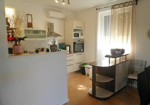 Apartments Vesna, (14684), Supetarska Draga, hr