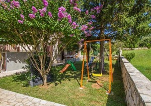 Apartments with a parking space Vinez, Labin - 11851
