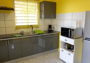Appartement charmant à Deshaies, piscine partagée, 46 m²