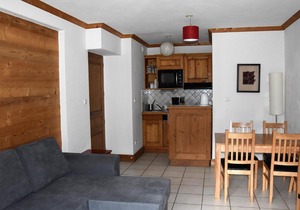 Appartement cosy à Bozel - Balcon sud, garage, proche Courchevel et lac - FR-1-464-13