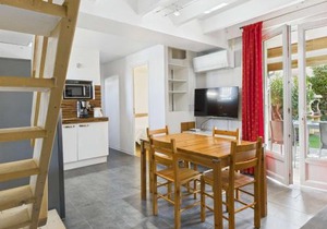 Appartement duplex climatisé avec terrasse, 1 chambre, parking privé, proche plage - FR-1-326-559