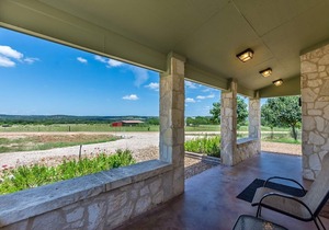 Appian Way - Celtic Cottage - Private Hot Tub - 4 min. to downtown - Wildlife