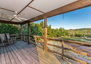 Appian Way Provence Cottage - Private Hot Tub - 4 min. to downtown