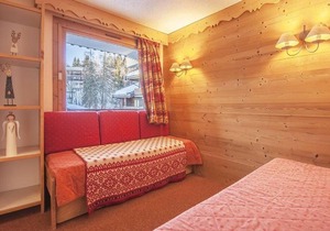 Appt avec balcon, été et hiver, Doucy-Valmorel