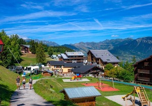 Appt avec balcon, été et hiver, Doucy-Valmorel