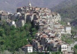 Apricale - Southfacing Holidayflat with lovely Terrace (4 Persons / 1 Bedrooms)