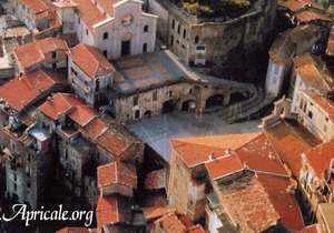 Apricale - Southfacing Holidayflat with lovely Terrace (4 Persons / 1 Bedrooms)