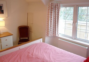 April Cottage, COVERACK
