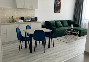 Aquazure Studio Residence