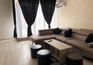 Aquazure Studio Residence