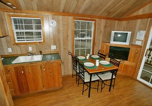Arrowhead Camping Resort Deluxe Cabin 4