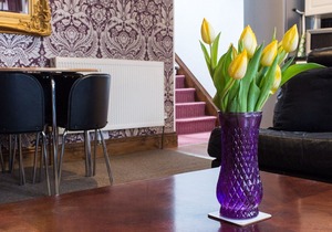 Arthouse Apartment is situated in the heart of Hull city centre Old Town