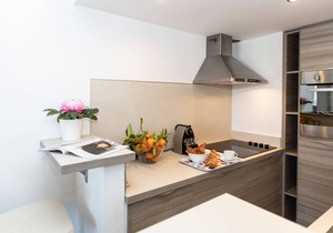 Artistic Riviera 7E - One Bedroom Apartment, Sleeps 4