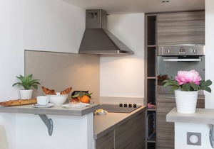 Artistic Riviera 7E - One Bedroom Apartment, Sleeps 4