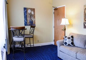 Asbury Inn & Suites