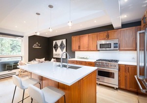 Aspen Core Renovated 2 BR, 2 BA with AC