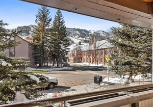 Aspen Core Renovated 2 BR, 2 BA with AC