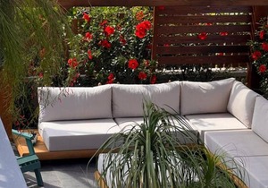 Astonishing Seafront Villa in Cesme