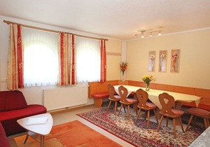 120 m² Apartment ∙ 3 bedrooms ∙ 10 guests