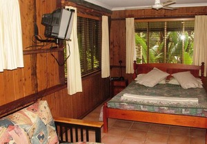 Atherton Blue Gum B & B