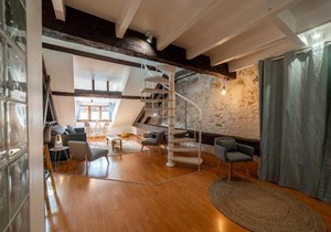 Authentique Furnished flat