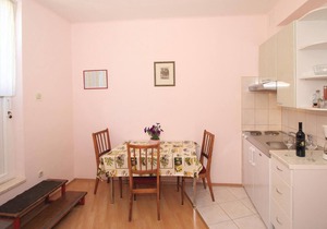 Awesome apartment in Kastel Sucurac