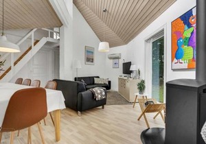 Awesome Home In Fårvang With Sauna