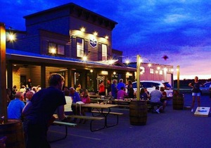 Awesome new unit available! Walking distance to great Amherst places and events