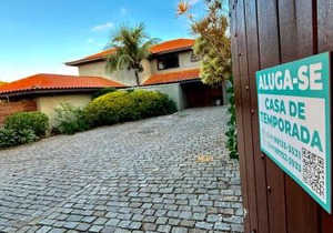 Búzios Prime: Vista Mar, 50m da Praia da Ferradura, 8 suites