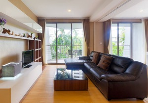 Baan SanKraam 1BR Apt, ICD-PoolView