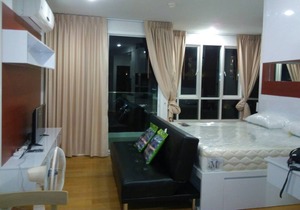 Baan View Viman Condominium 416 by Montri C