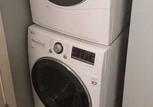 Basement suite with 1bed, 1bath and a sitting area with Kichenete by Westview HC