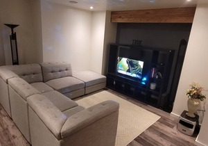 Basement suite with 1bed, 1bath and a sitting area with Kichenete by Westview HC