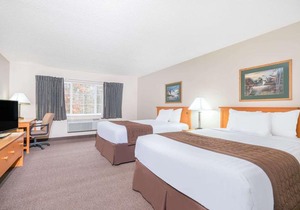 Baymont by Wyndham Baxter Brainerd Area