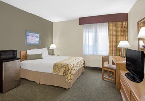 Baymont by Wyndham Janesville