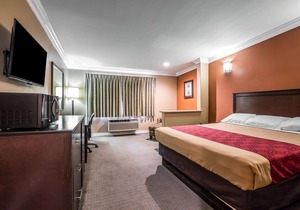 Baymont by Wyndham Ontario