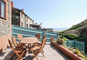 Beach Retreat - E5558