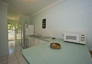 Beachcomber Unit 3 Magnetic Island